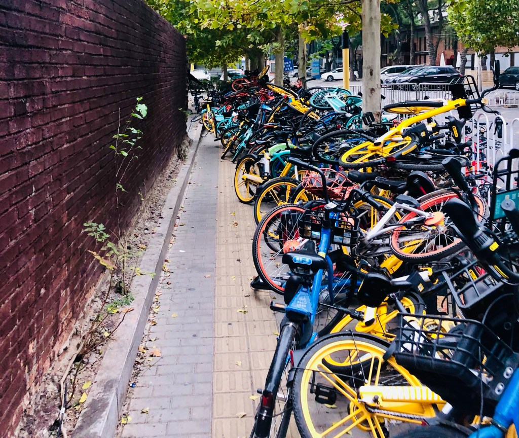 Bikes, China is a world of bikes and it is&nbsp;great!