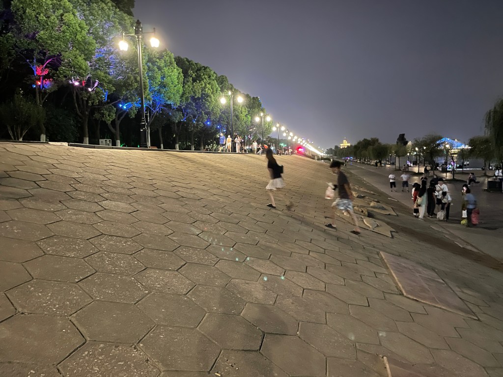 The size of the whole&nbsp;world!!